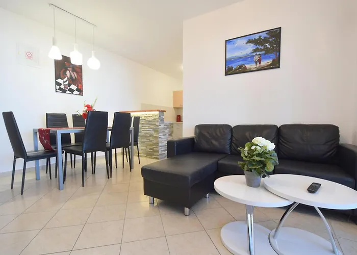 Apartman Lucy By Interhome Vantacici